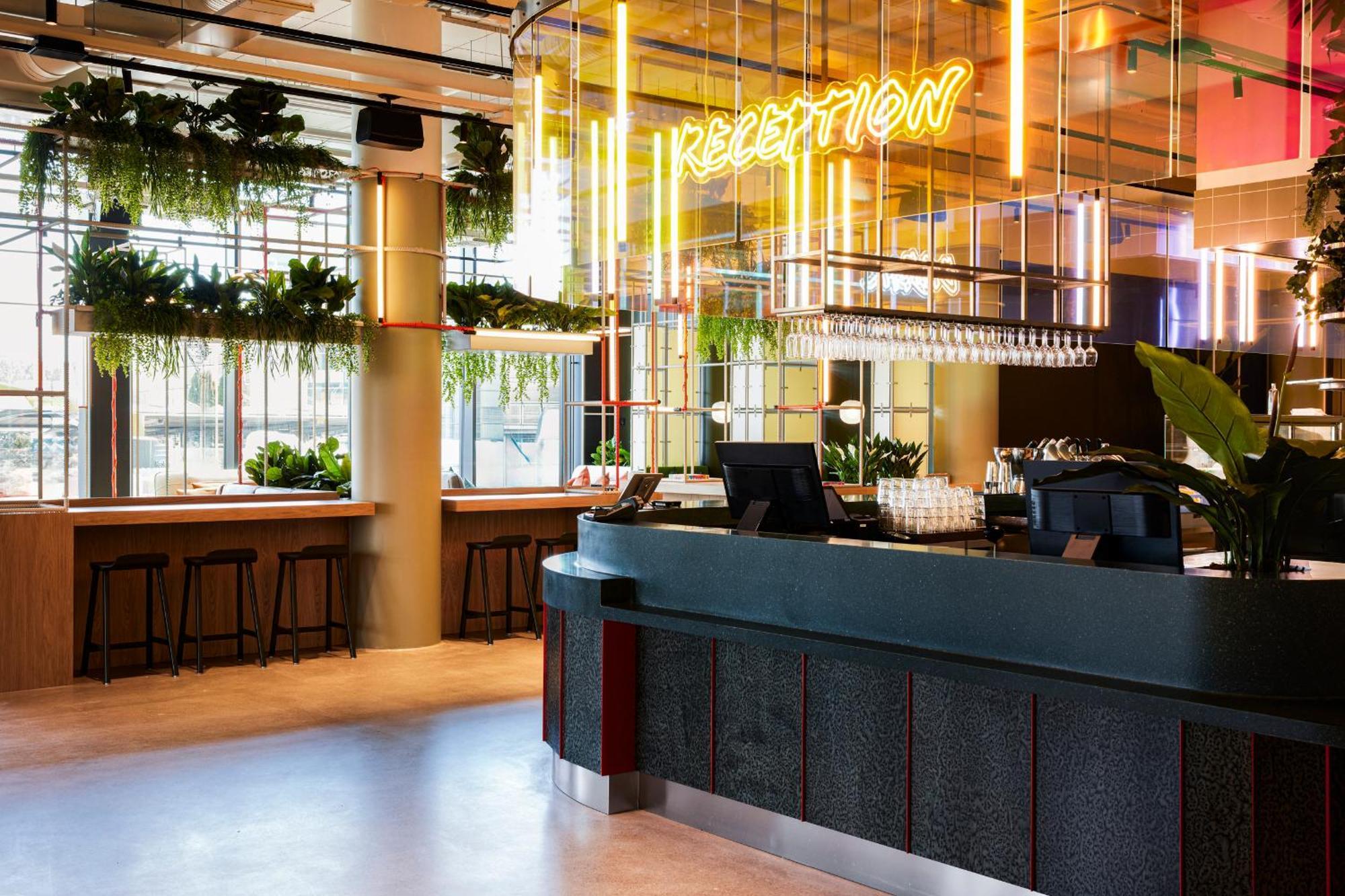 Comfort Hotel Helsinki Airport ヴァンター エクステリア 写真